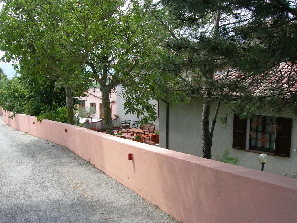 Villa Santa Croce à Fossato di Vico Extérieur photo