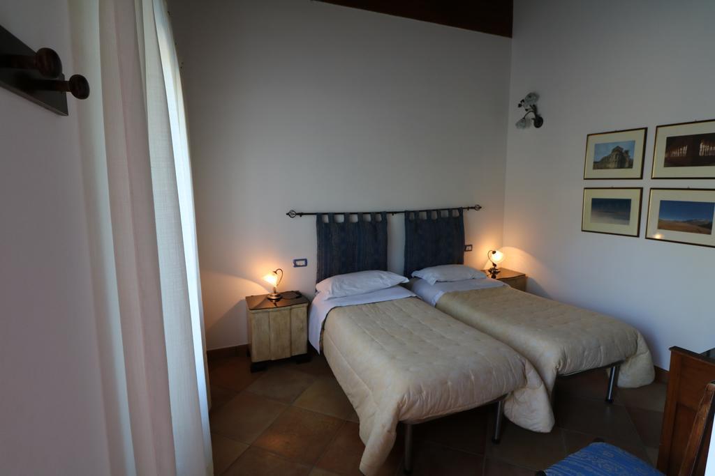 Villa Santa Croce à Fossato di Vico Extérieur photo